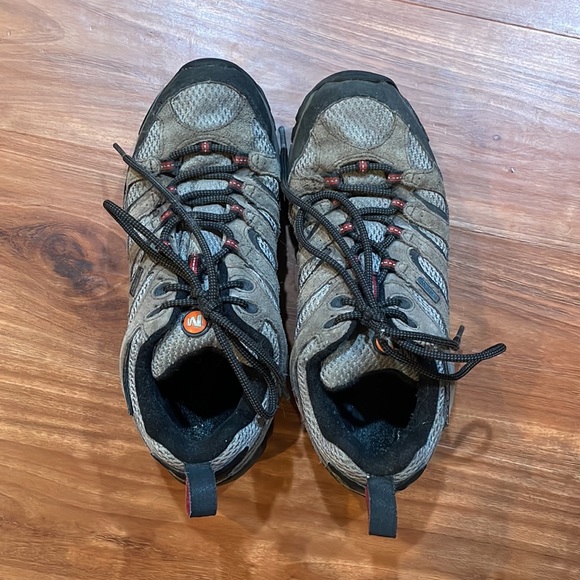 Used Merrell hiking boots - Picture 4 of 6